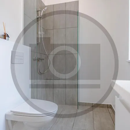 בית נופש Stunning In With Sauna *